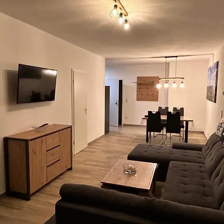 Auf Feiningers Spuren Durch Moenchgut 1 شقة